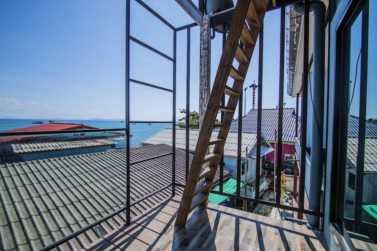 Chill Days @ Koh Larn Hotel Exterior photo